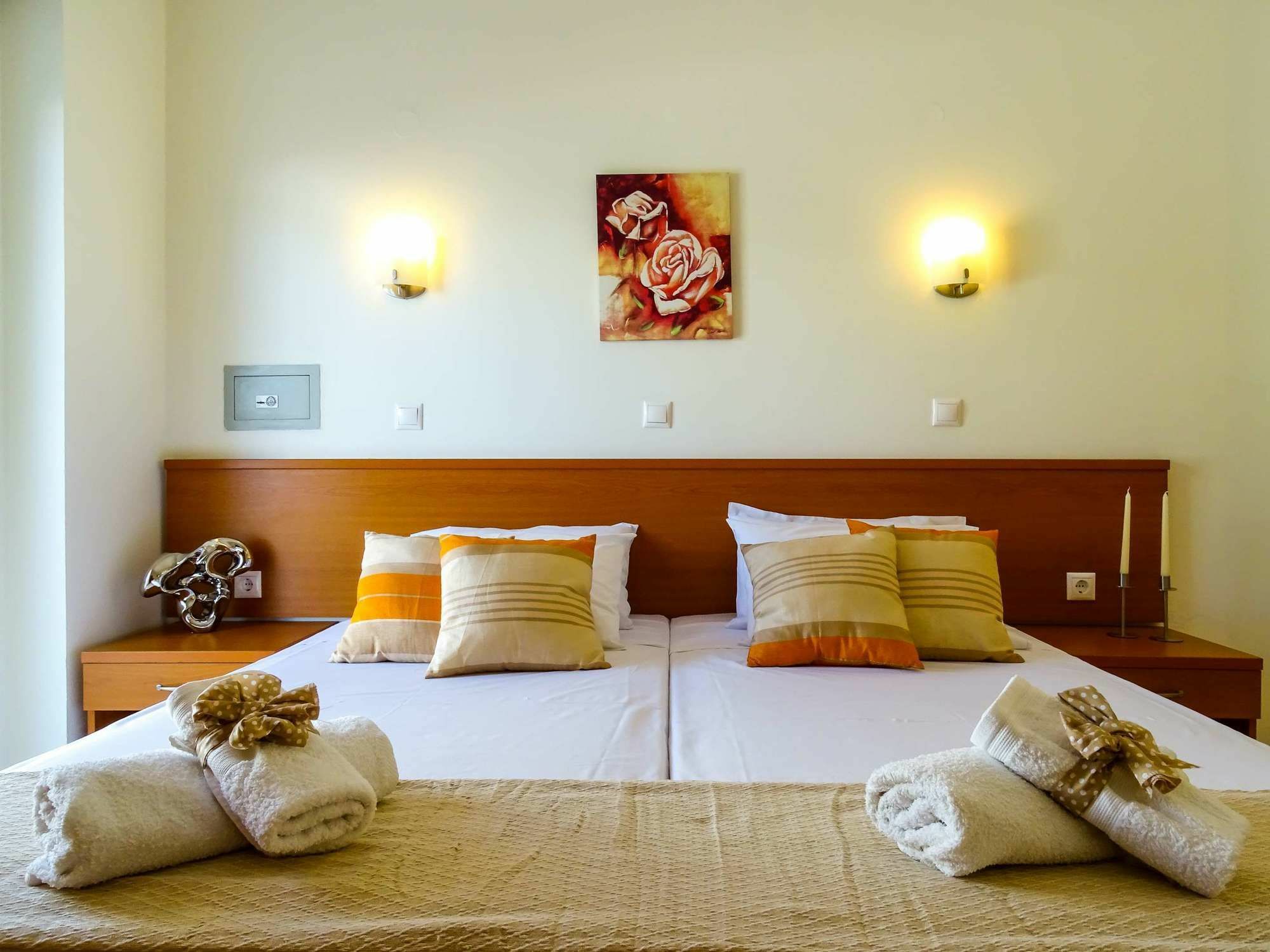 Tsambikos Apts Фалираки Экстерьер фото